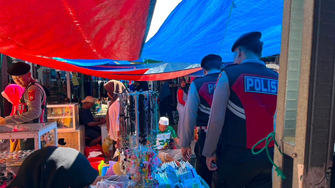 Patroli Humanis Sat Samapta Polres Luwu di Pasar Suli, Perkuat Rasa Aman dan Cegah Aksi Premanisme