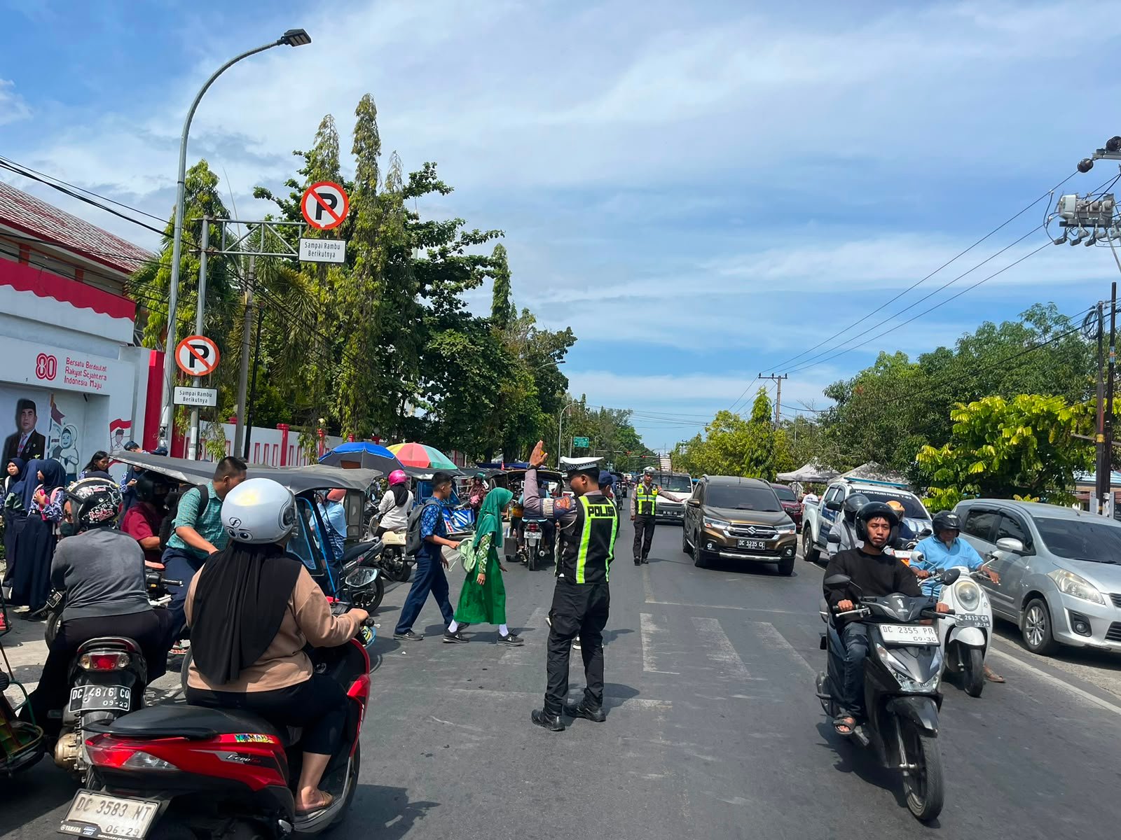 Satlantas Polres Polman Intensifkan Patroli Jam Pulang Sekolah, Wujudkan Lalu Lintas Aman dan Lancar