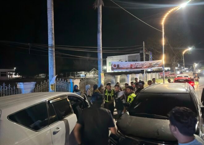 Respon Cepat Satlantas Polres Polman Tangani Laka Lantas di Jalan Trans Sulawesi