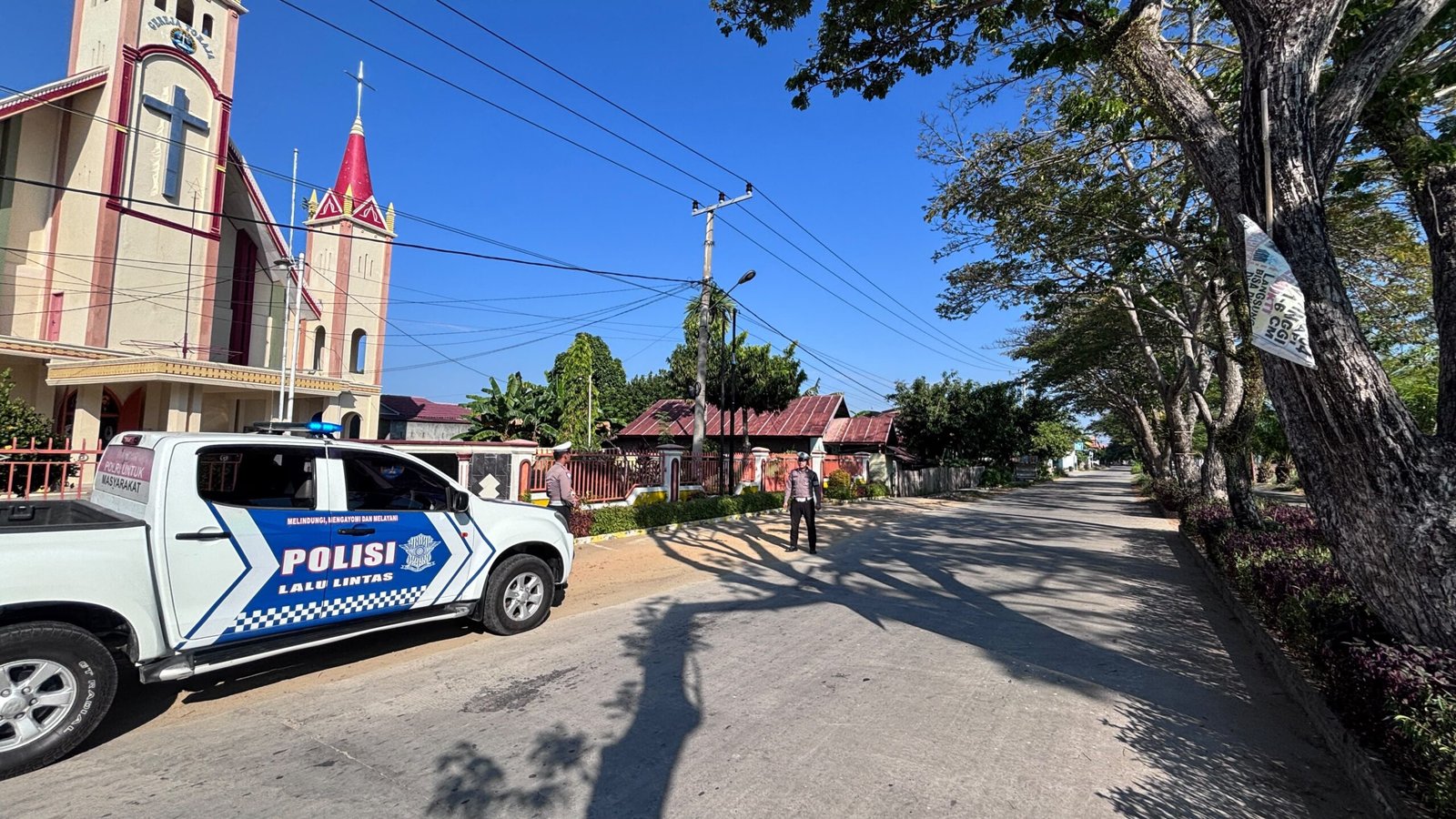 Satlantas Polres Polman Perketat Pengamanan Ibadah Minggu, Gelar Patroli Dialogis di Sejumlah Gereja