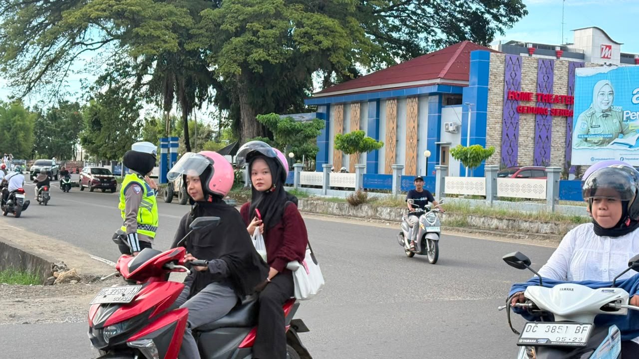 Polantas Polda Sulbar: Melayani Sepenuh Hati Demi Keselamatan dan Kenyamanan Berlalu Lintas