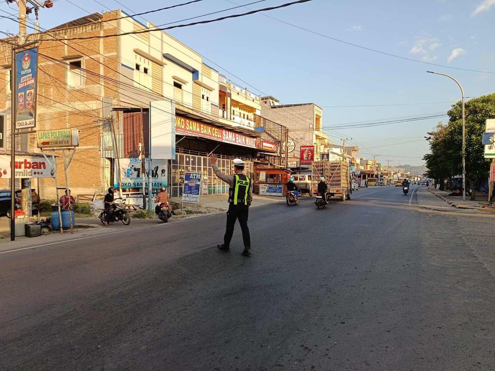 Satlantas Polres Polewali Mandar Gelar Commander Wish Pagi, Wujudkan Kamseltibcarlantas di Jam Sibuk