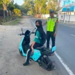 Satlantas Polres Polman Sosialisasikan Larangan Penggunaan Sepeda Listrik bagi Anak di Bawah Umur