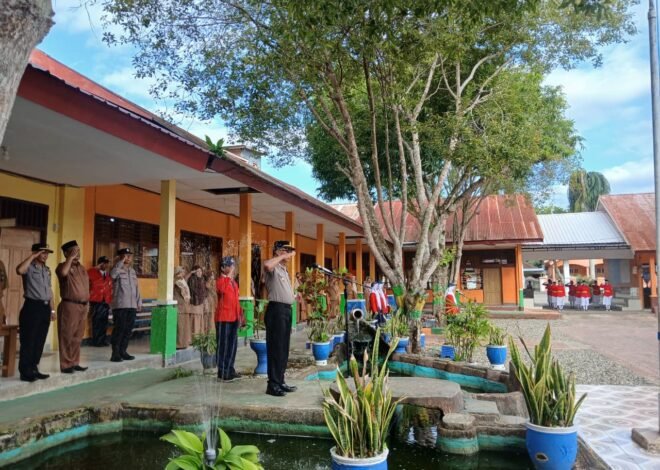 Bentengi Generasi Muda dari Narkoba, Kasat Binmas Polres Luwu Tanamkan Kesadaran Hukum di SMP Negeri 1 Bajo