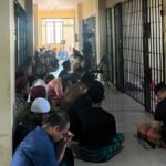 Tahanan Polda Sulbar Rutin Ikuti Pembinaan Rohani Sebagai Sarana Introspeksi Diri