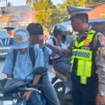 Unit Kamsel Sat Lantas Polres Polman Edukasi Larangan Anak di Bawah Umur Mengendarai Sepeda Motor
