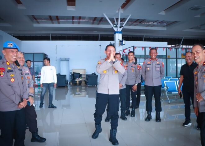 Kapolres Luwu Antar Langsung Wadirkrimum Polda Sulsel ke Bandara Bua, Wujud Penghormatan dan Soliditas Institusi