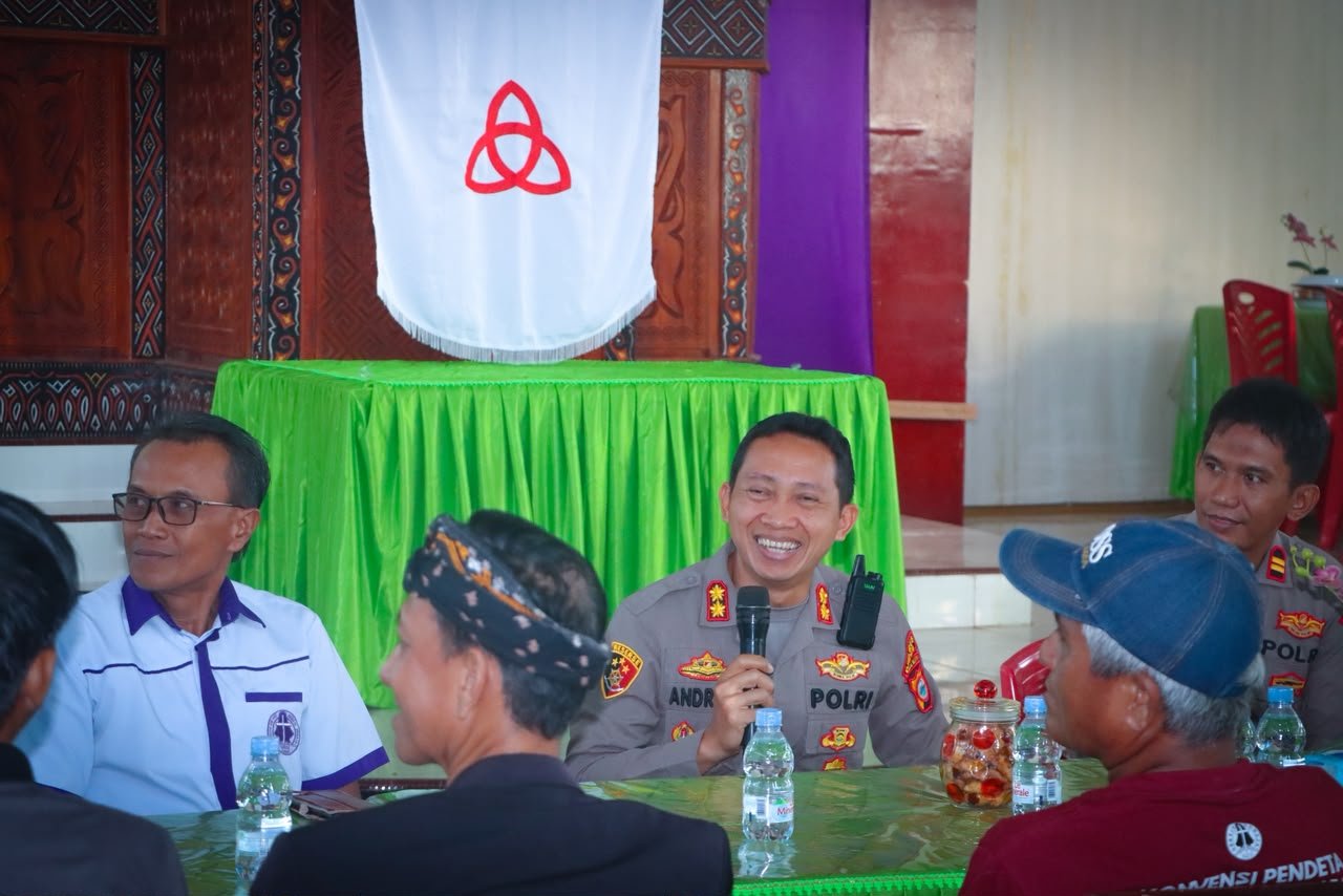 Silaturahmi Kapolres Luwu Bersama Pendeta Gereja Toraja Perkuat Kemitraan Kamtibmas