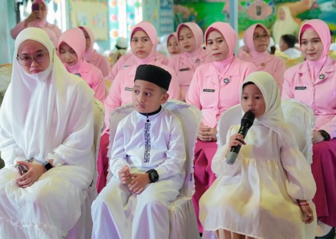Kunjungi TK Kemala Bhayangkari 11 Polman, Ketua Bidang Keagamaan YKB Pusat Tebarkan Semangat Cinta Kasih dan Pendidikan Agama