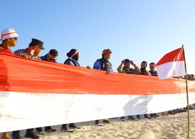 Semarak HUT ke-81 RI, Kapolda Sulsel Kibarkan Bendera Merah Putih di Wilayah Kepulauan Makassar