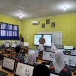 Perkuat Literasi Digital Generasi Muda, Polres Luwu Edukasi Siswa SMKN 2 Luwu tentang Artificial Intelligence