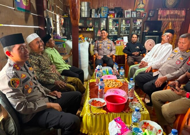 Satu Meja, Satu Tekad: Kapolres Luwu dan Tokoh Masyarakat Larompong Satukan Langkah Jaga Kamtibmas