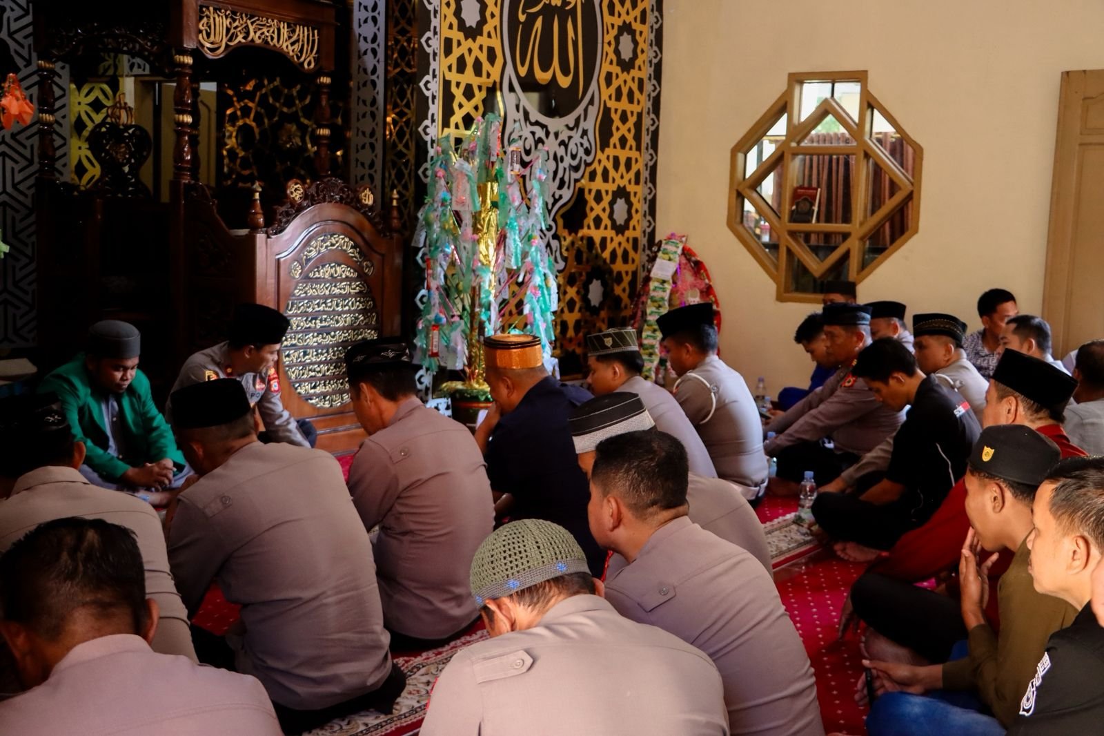 Polres Luwu Gelar Maulid Nabi Muhammad SAW, Meneguhkan Akhlak Rasulullah sebagai Jiwa Pengabdian