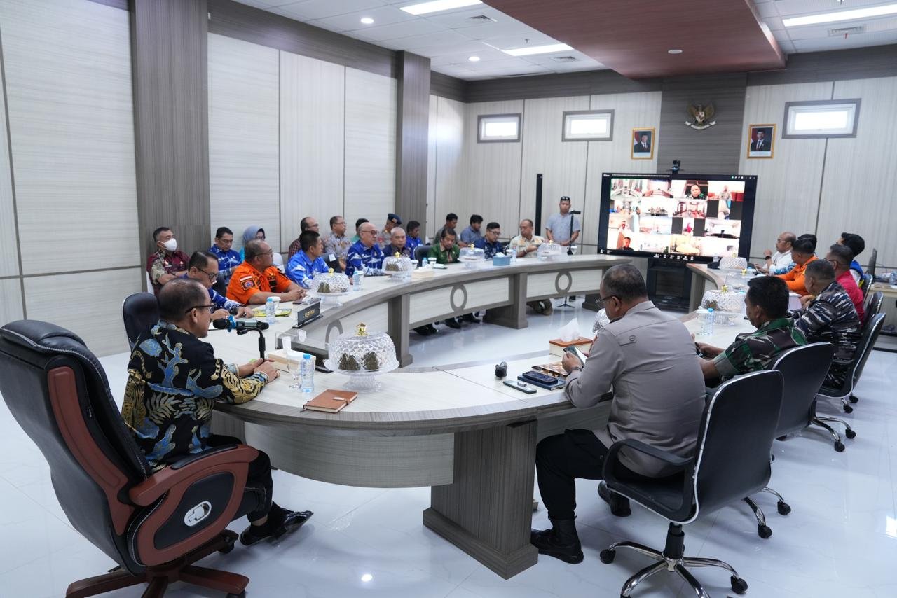 Kapolda Sulbar Hadiri Rakor di Kantor Gubernur, Sinergi Penuh Hadapi Karhutla dan Tetapkan Langkah Terpadu