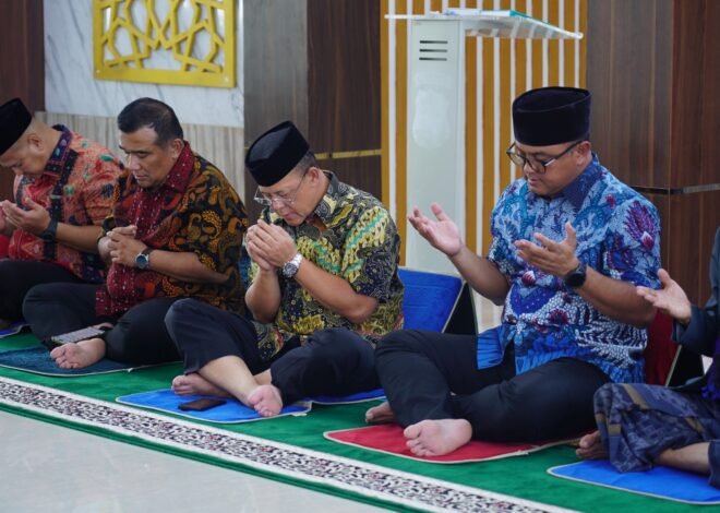 Kekuatan Doa, Polda Sulbar Bersama Santri dan Anak Yatim Mohon Keselamatan dari Ancaman Karhutlah