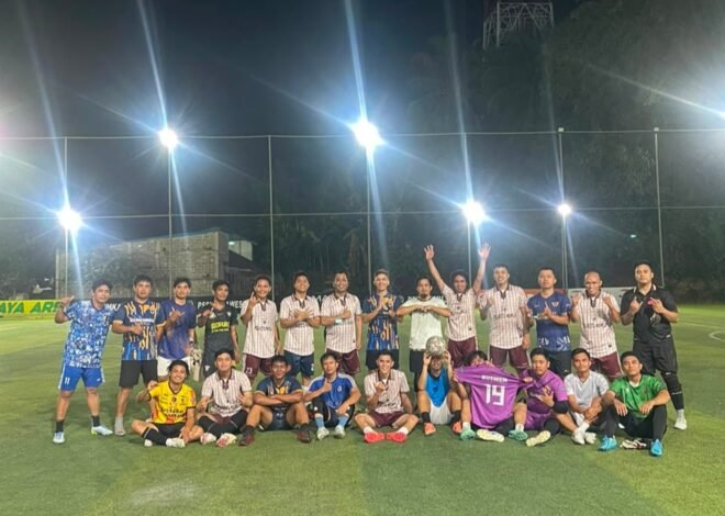 Lewat Minisoccer, Personil gabungan Polda sulbar dan Polresta vs Kanwil Kemenkeu Sulbar Eratkan Ikatan Persaudaraan